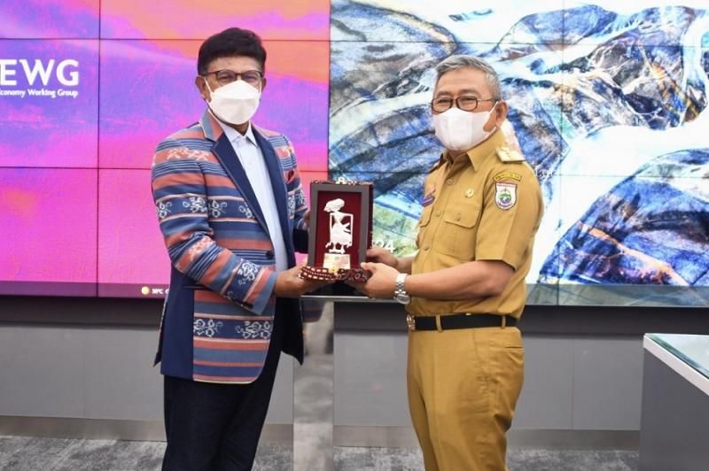 podiumnews.com-Menkominfo Dorong Pemda Dukung Program Literasi Digital 